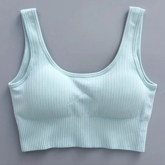 BNWT Astoria Activewear sports bra - M - Picture 1 of 4